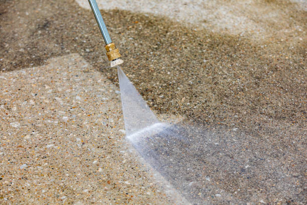 Best Sign and Awning Cleaning  in Geneva, FL